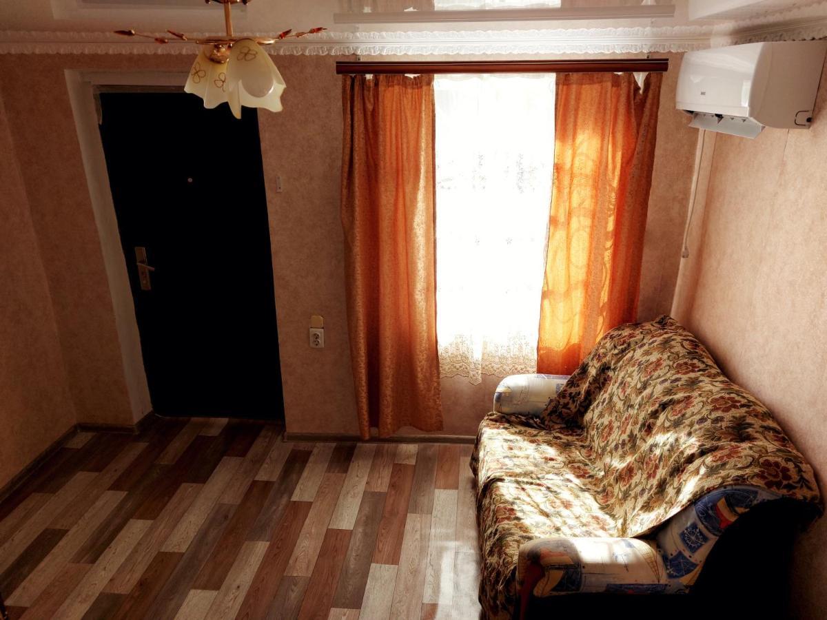 Guest House Anna Sukhumi Exterior foto
