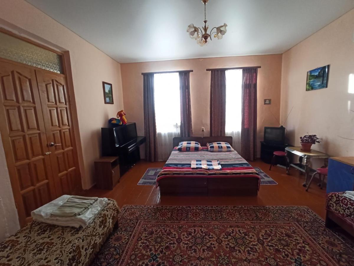 Guest House Anna Sukhumi Exterior foto