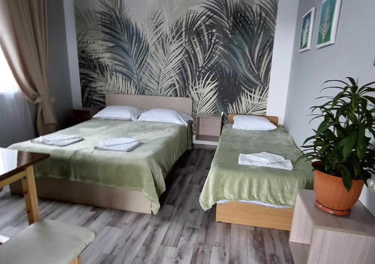 Guest House Anna Sukhumi Exterior foto