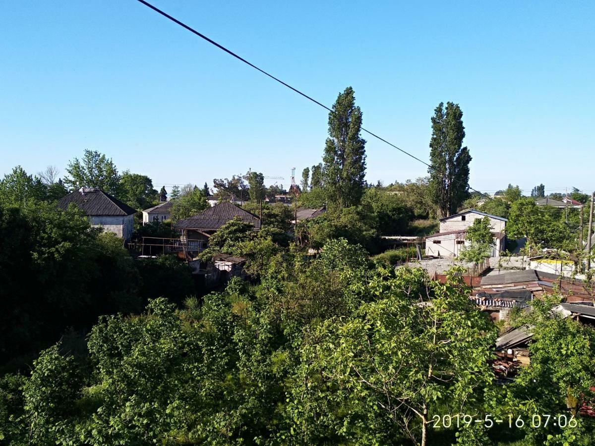 Guest House Anna Sukhumi Exterior foto