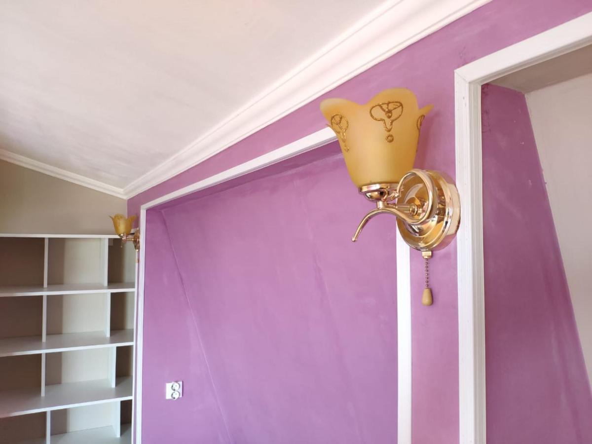 Guest House Anna Sukhumi Exterior foto